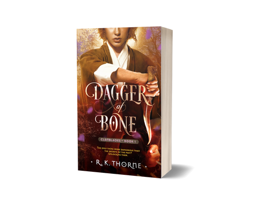Dagger of Bone Paperback | Legends of the Clanblades Book 1